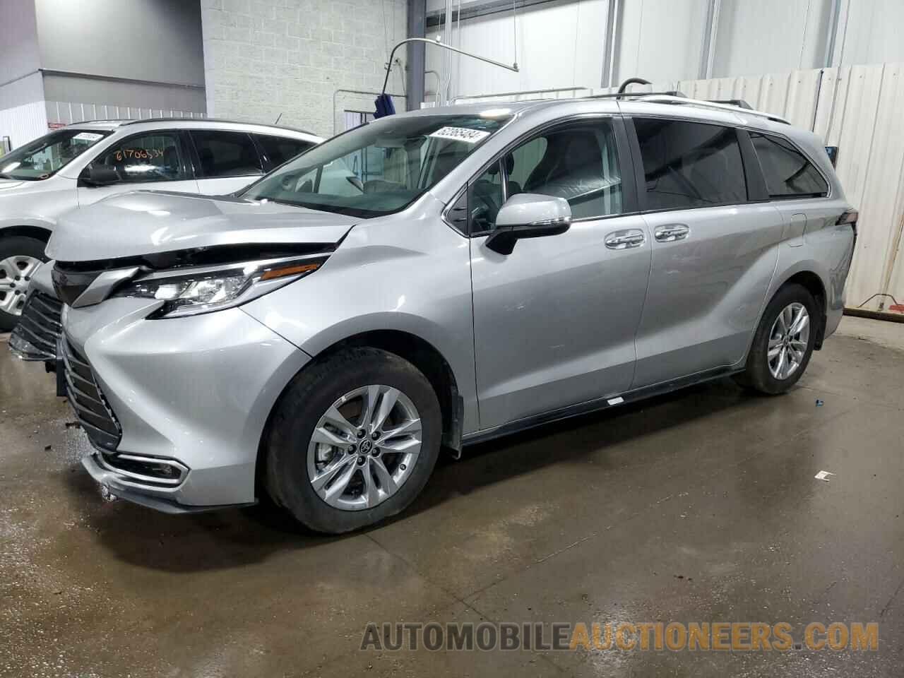 5TDZSKFC6PS106720 TOYOTA SIENNA 2023