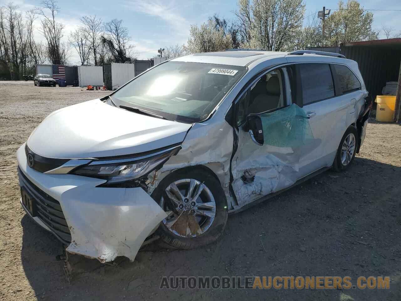 5TDZSKFC7RS111458 TOYOTA SIENNA 2024