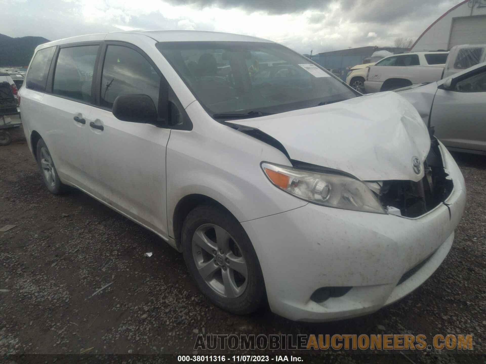 5TDZZ3DC1HS808563 TOYOTA SIENNA 2017