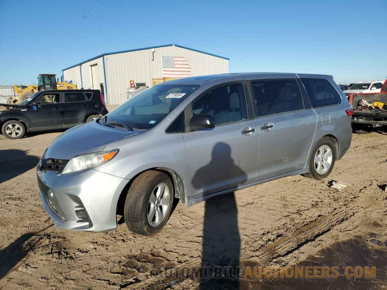 5TDZZ3DC1JS948330 TOYOTA SIENNA 2018