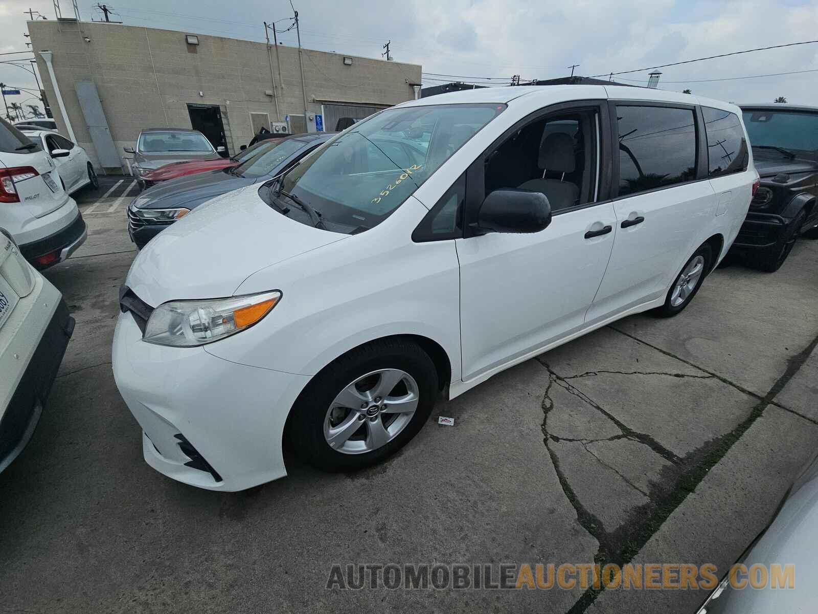 5TDZZ3DC1KS982110 Toyota Sienna 2019