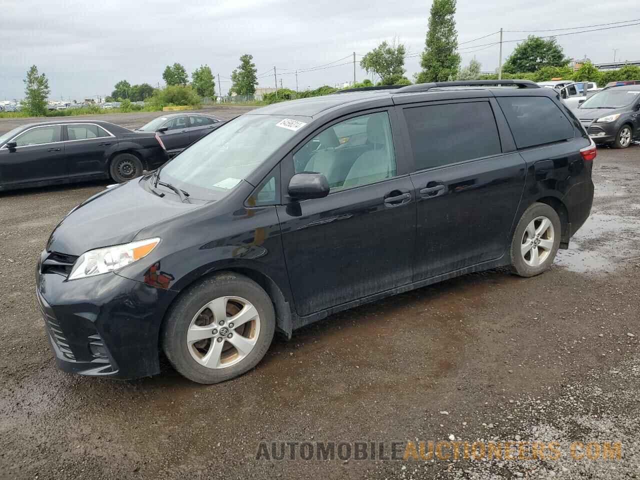 5TDZZ3DC2JS960518 TOYOTA SIENNA 2018