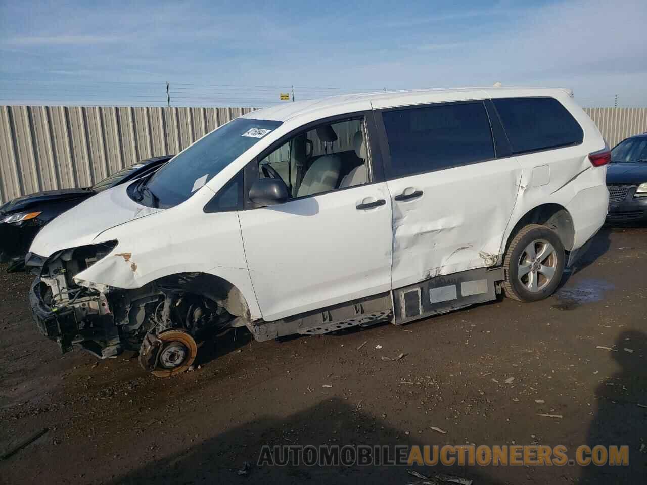 5TDZZ3DC3LS033725 TOYOTA SIENNA 2020