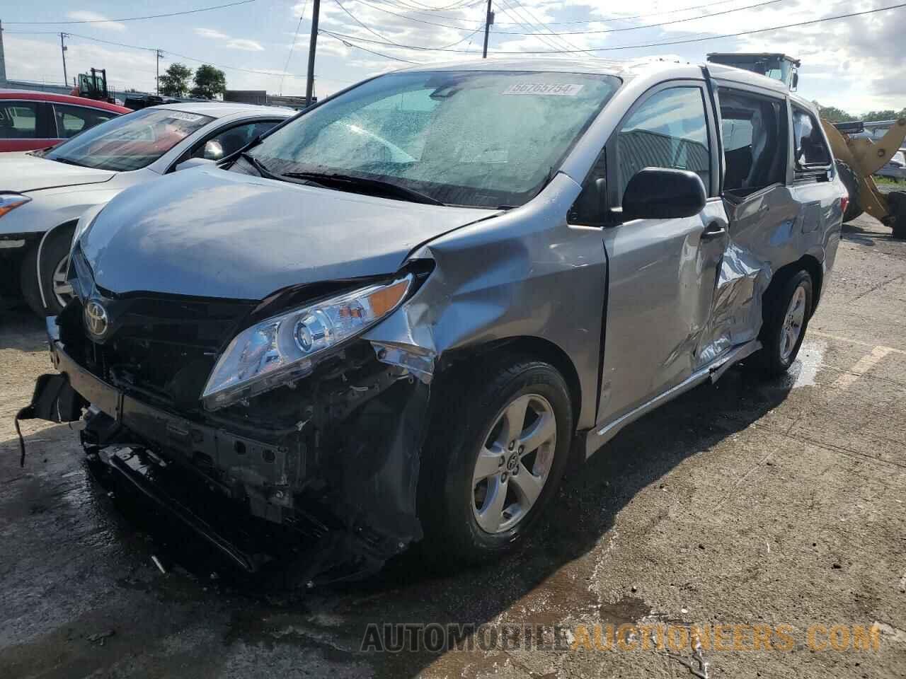 5TDZZ3DC4JS929612 TOYOTA SIENNA 2018