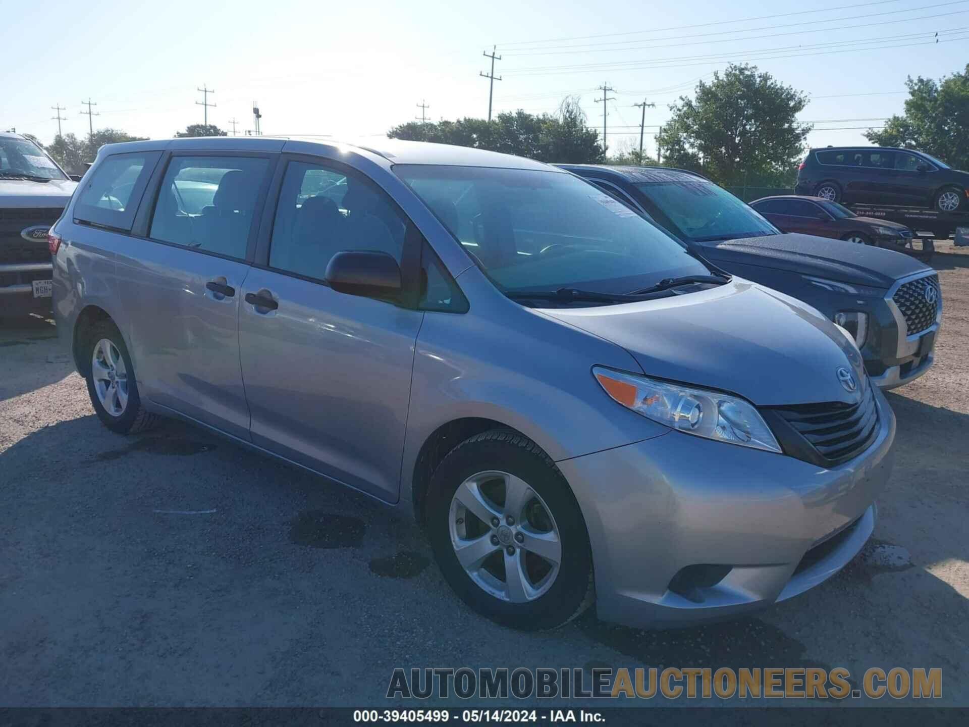 5TDZZ3DC9HS821027 TOYOTA SIENNA 2017