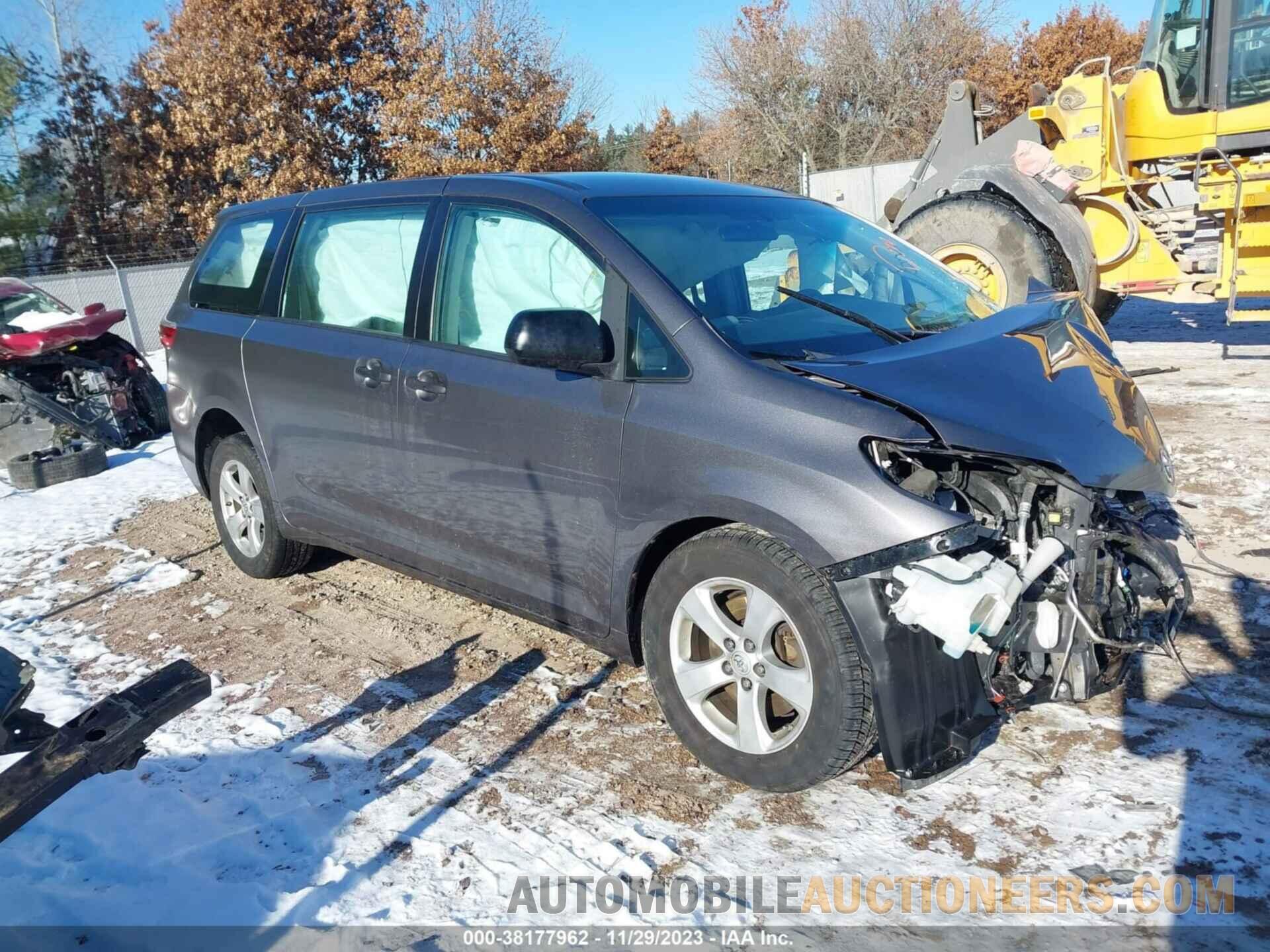 5TDZZ3DCXHS880958 TOYOTA SIENNA 2017