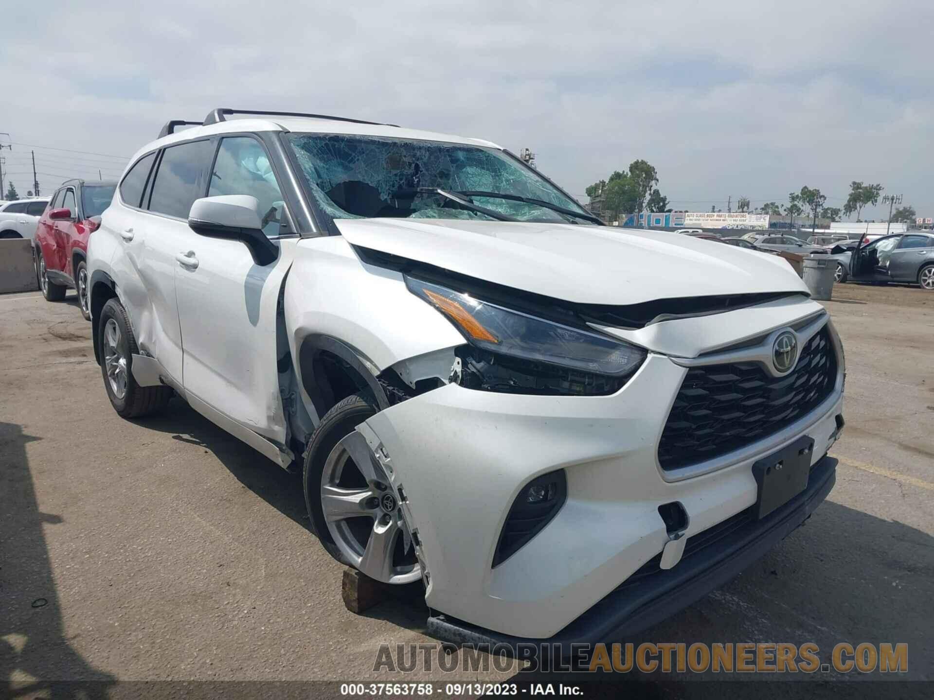 5TDZZRAH0MS055640 TOYOTA HIGHLANDER 2021