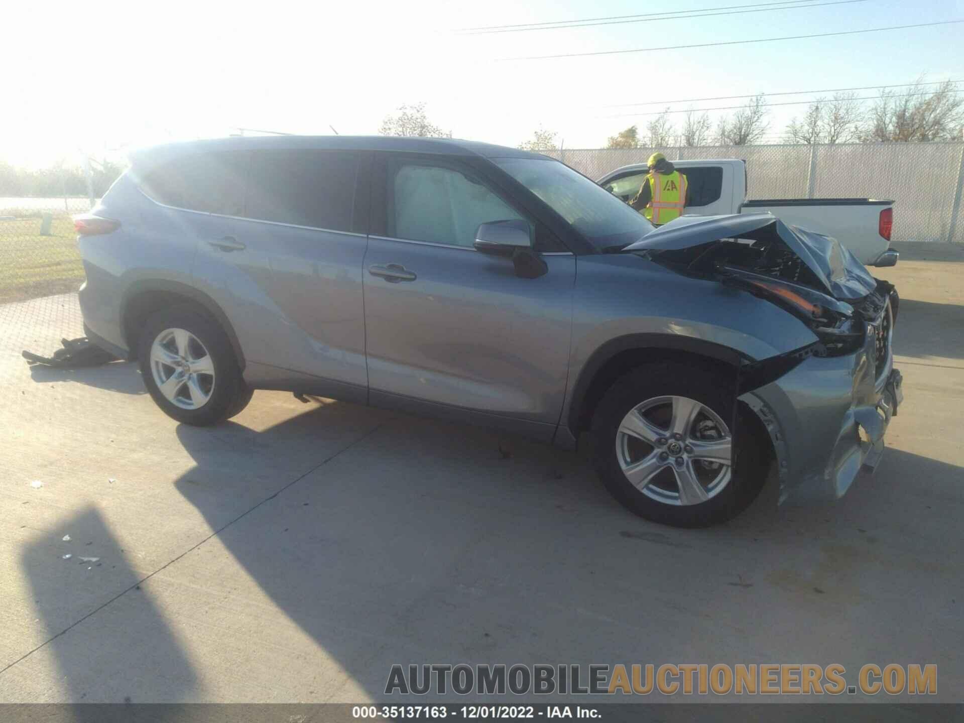 5TDZZRAH7NS110876 TOYOTA HIGHLANDER 2022