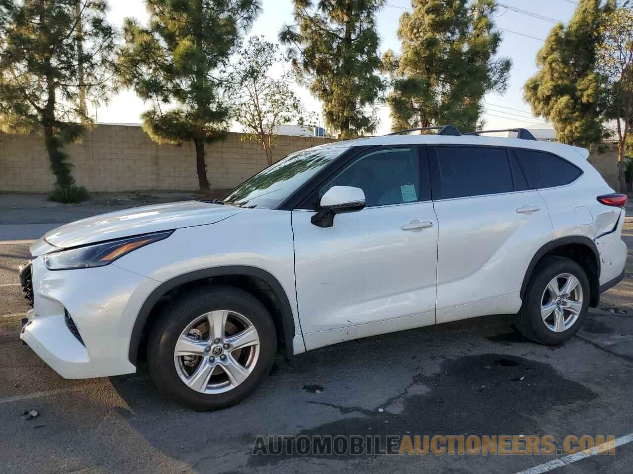 5TDZZRAH9NS111138 TOYOTA HIGHLANDER 2022