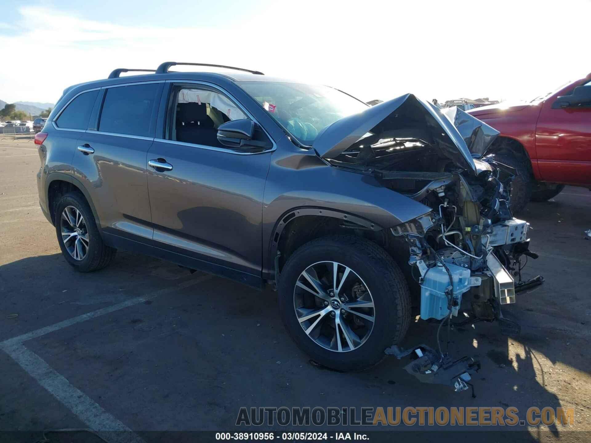 5TDZZRFH0KS309496 TOYOTA HIGHLANDER 2019