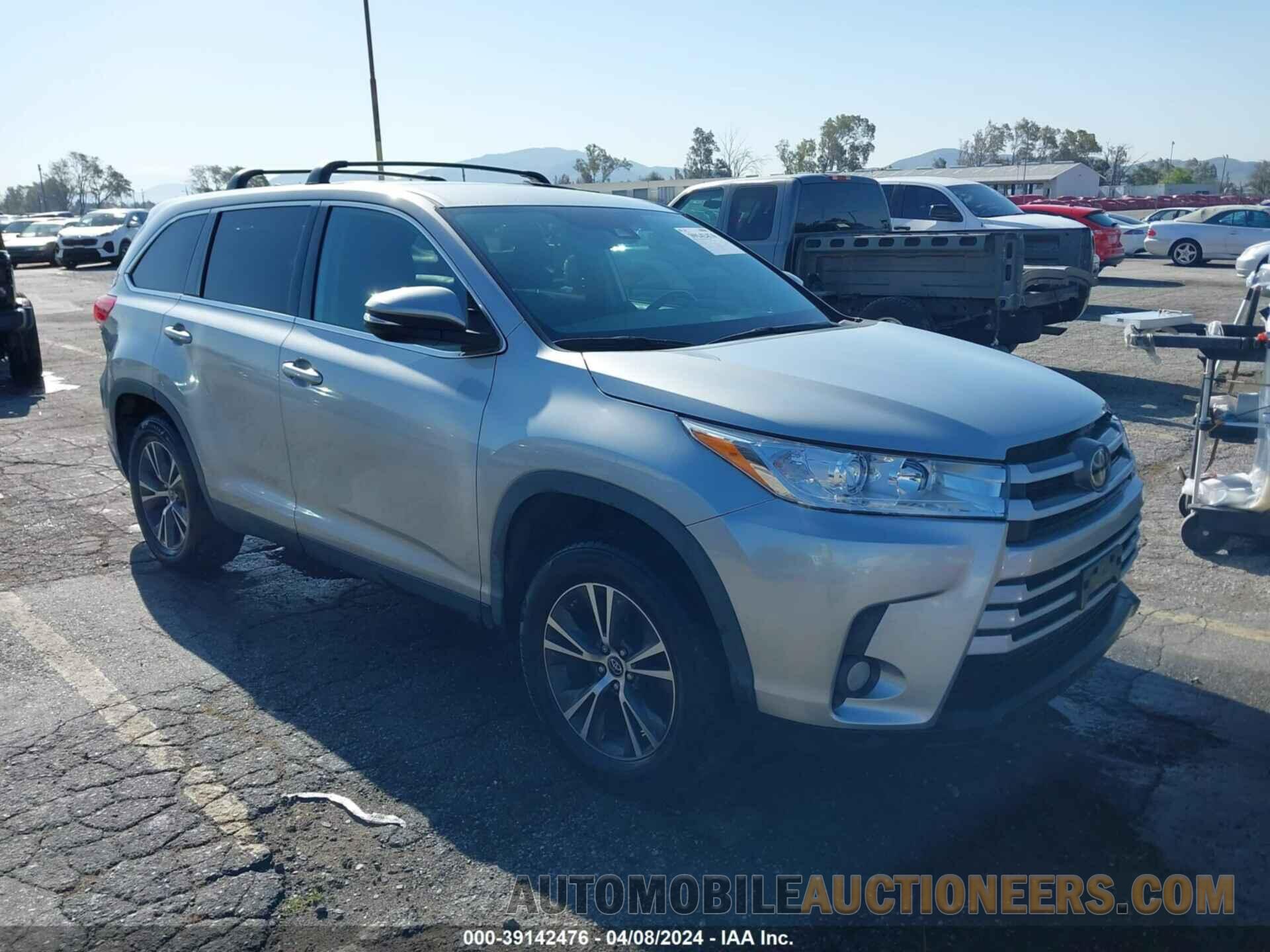 5TDZZRFH1KS329322 TOYOTA HIGHLANDER 2019