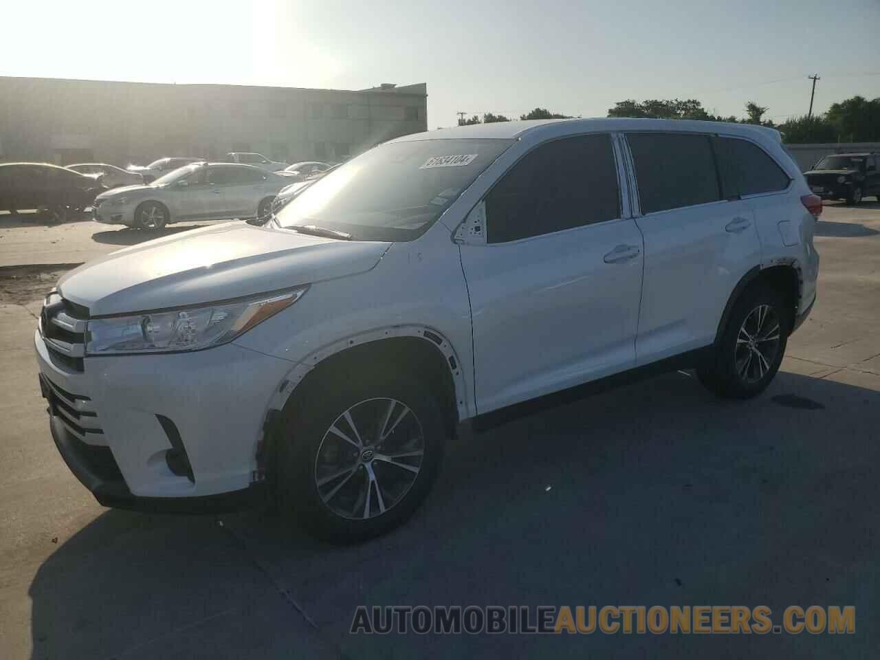 5TDZZRFH1KS369299 TOYOTA HIGHLANDER 2019