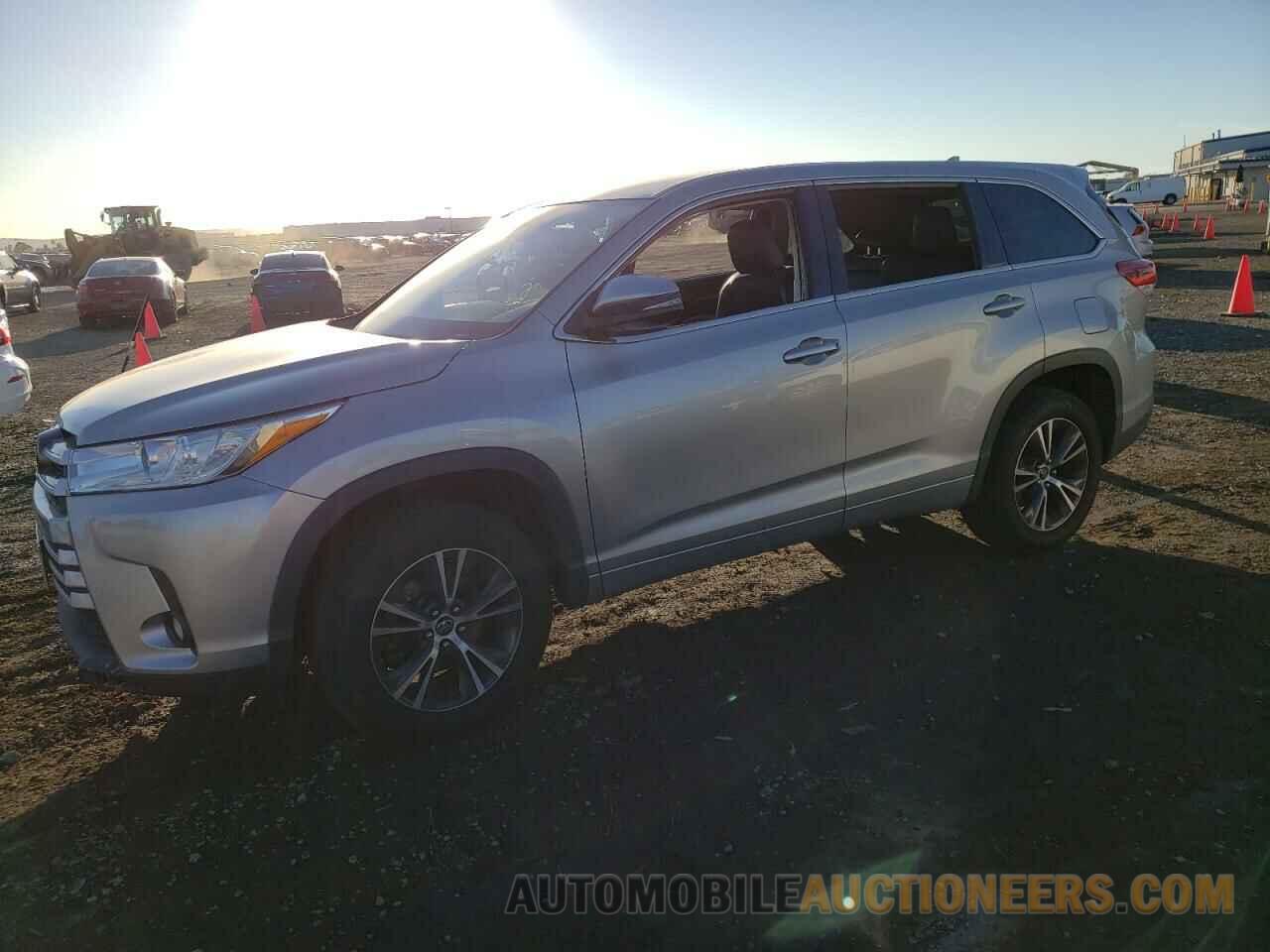 5TDZZRFH2HS191797 TOYOTA HIGHLANDER 2017