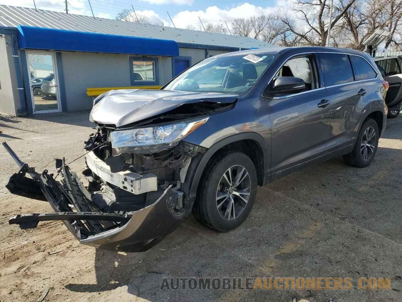 5TDZZRFH2JS236906 TOYOTA HIGHLANDER 2018