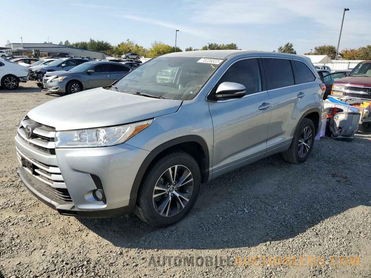 5TDZZRFH2JS268092 TOYOTA HIGHLANDER 2018