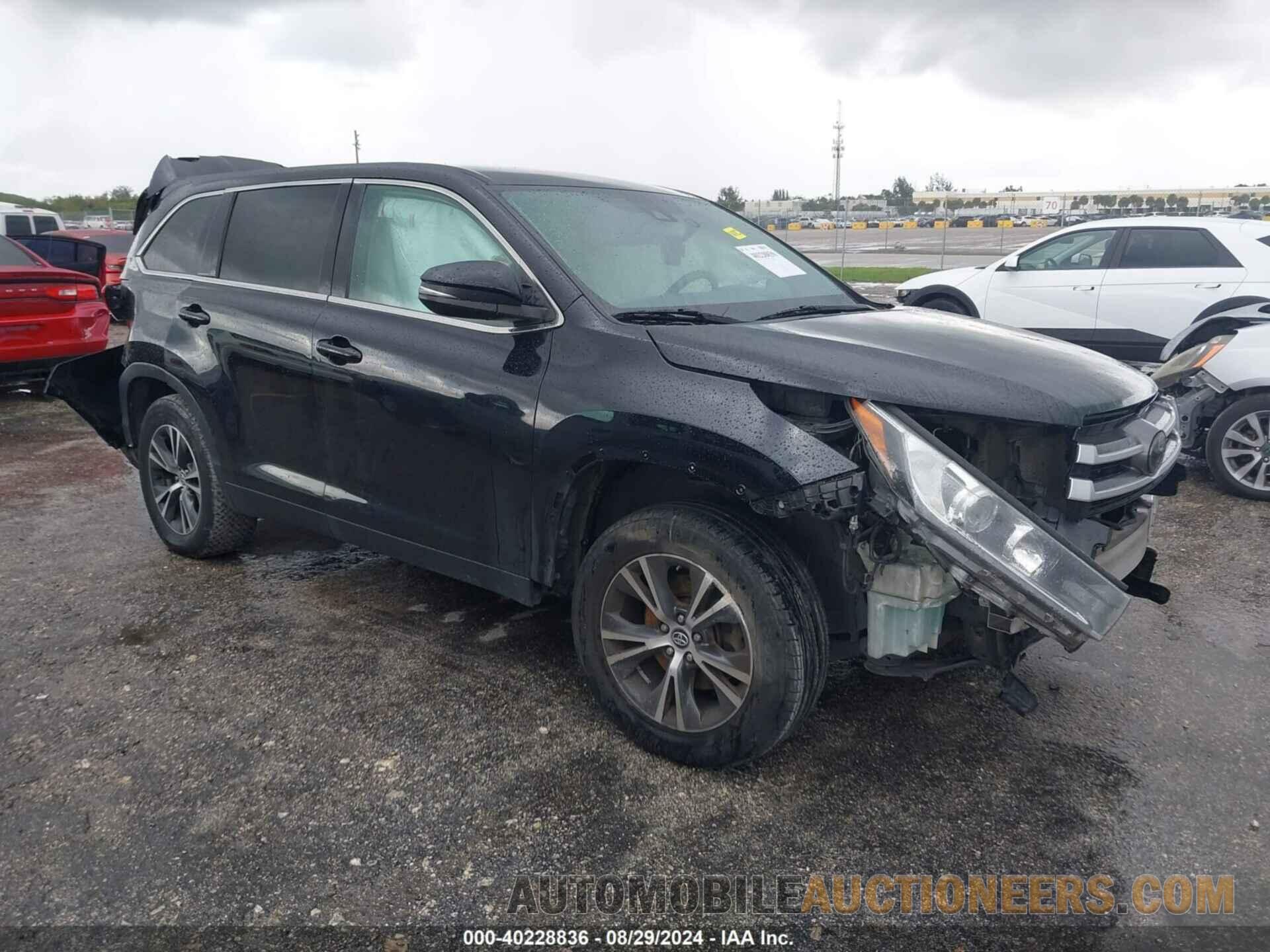 5TDZZRFH2KS313002 TOYOTA HIGHLANDER 2019