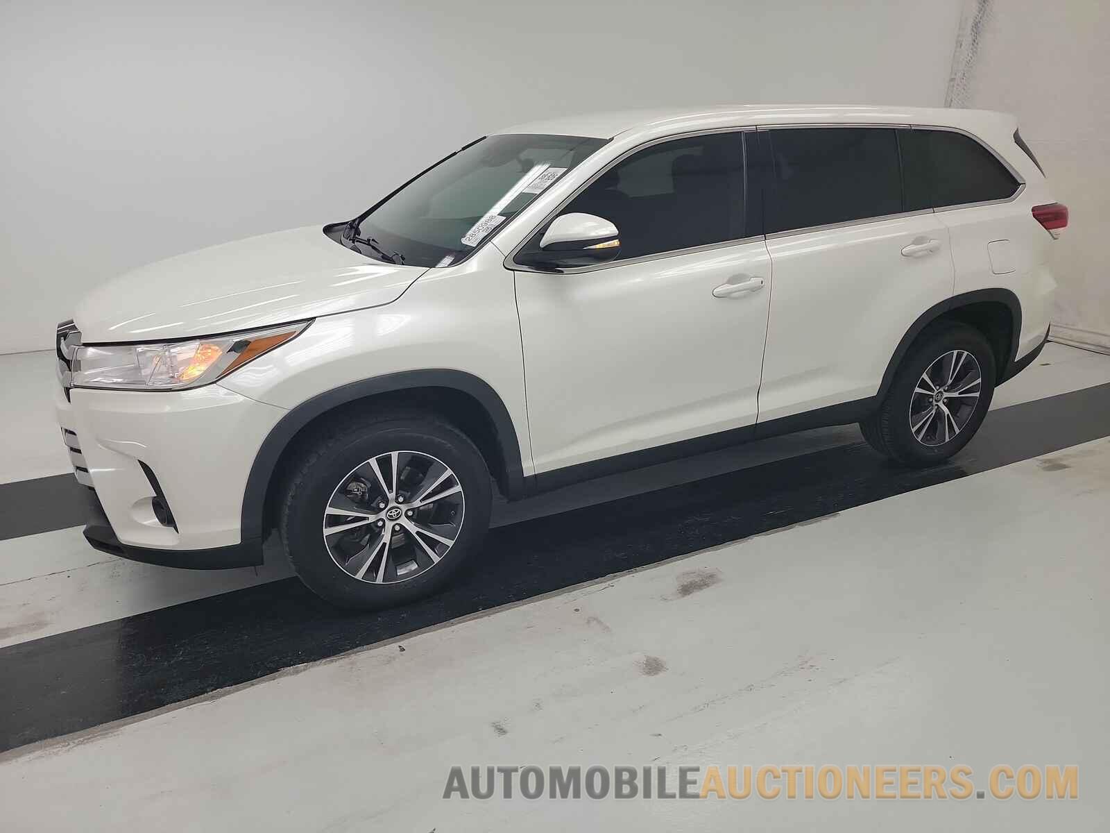 5TDZZRFH2KS333900 Toyota Highlander 2019