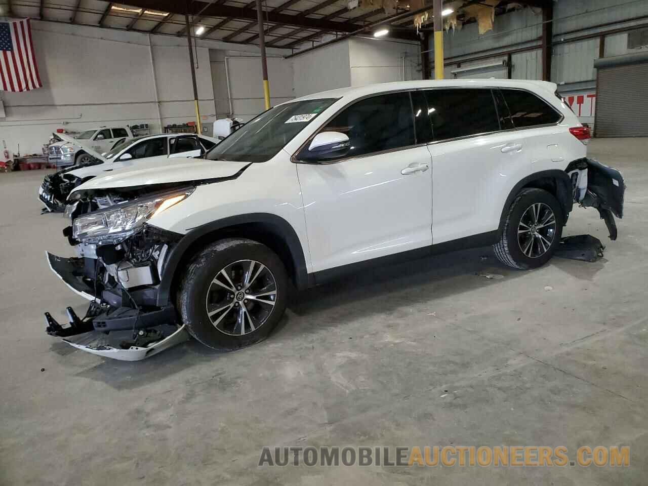 5TDZZRFH2KS357226 TOYOTA HIGHLANDER 2019