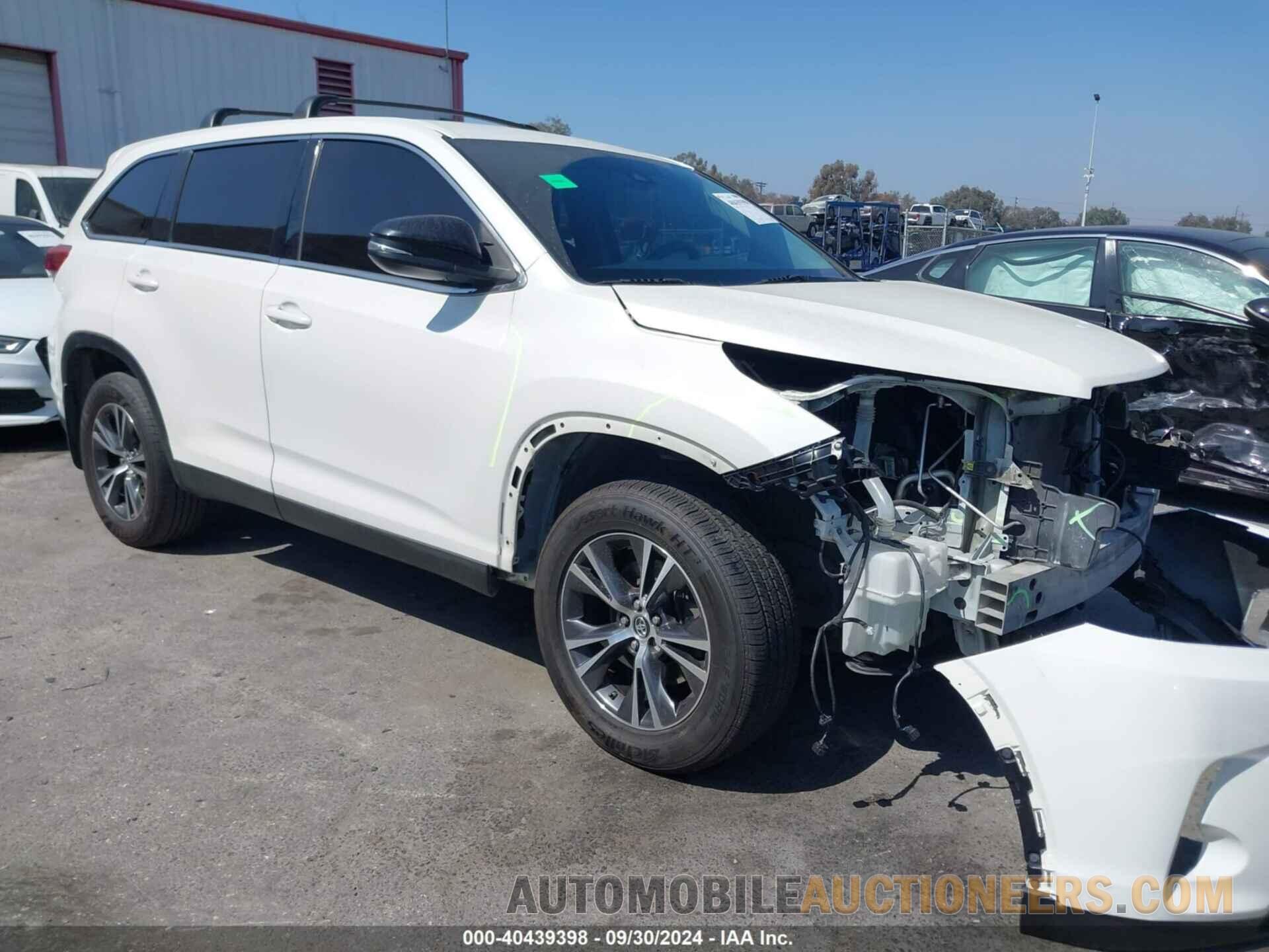 5TDZZRFH2KS360689 TOYOTA HIGHLANDER 2019