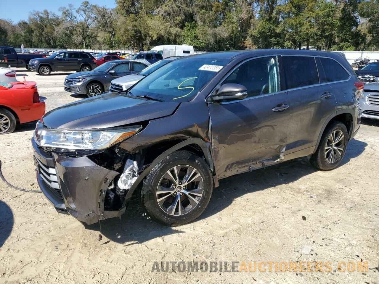 5TDZZRFH3HS208946 TOYOTA HIGHLANDER 2017