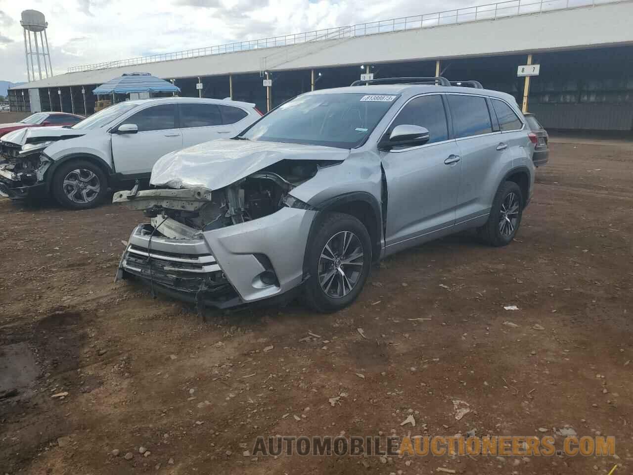 5TDZZRFH3JS246599 TOYOTA HIGHLANDER 2018