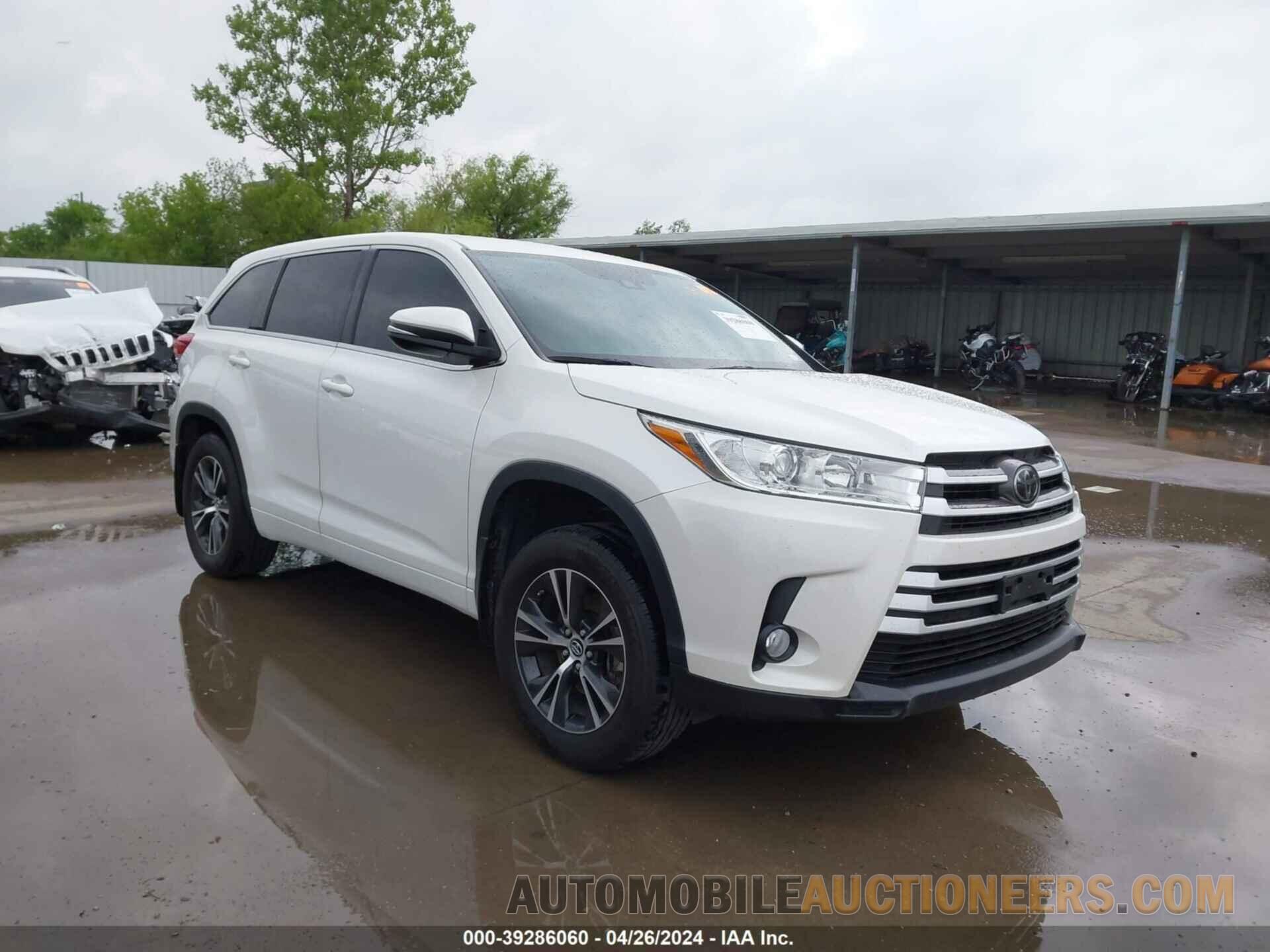 5TDZZRFH3JS259935 TOYOTA HIGHLANDER 2018