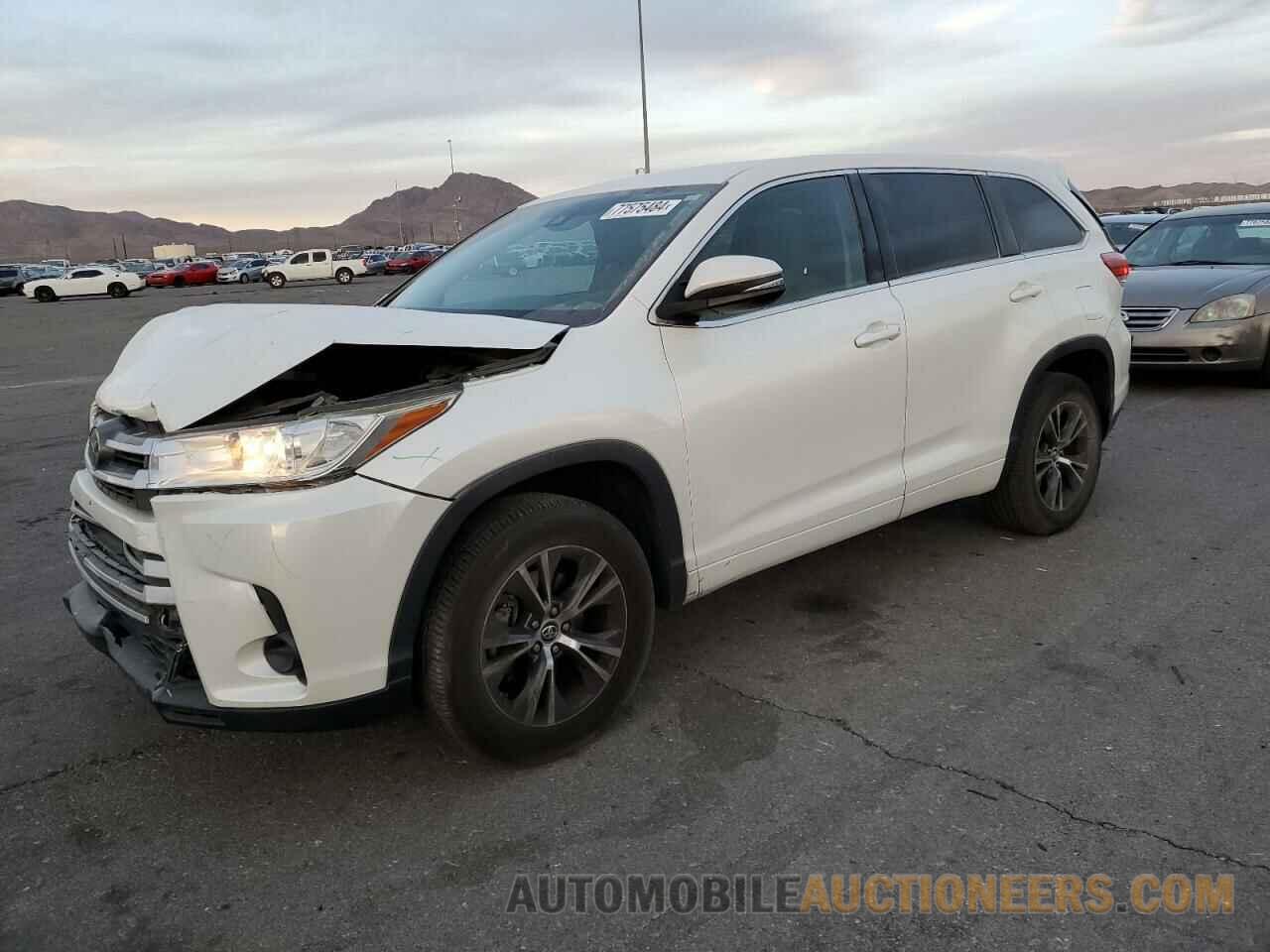 5TDZZRFH3JS266304 TOYOTA HIGHLANDER 2018