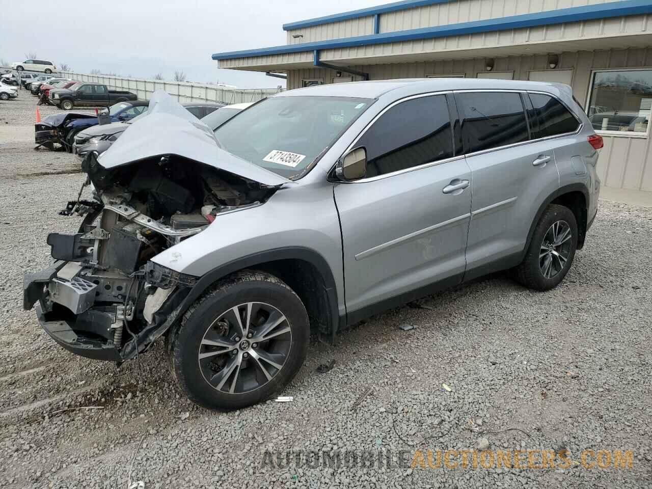 5TDZZRFH3KS300145 TOYOTA HIGHLANDER 2019