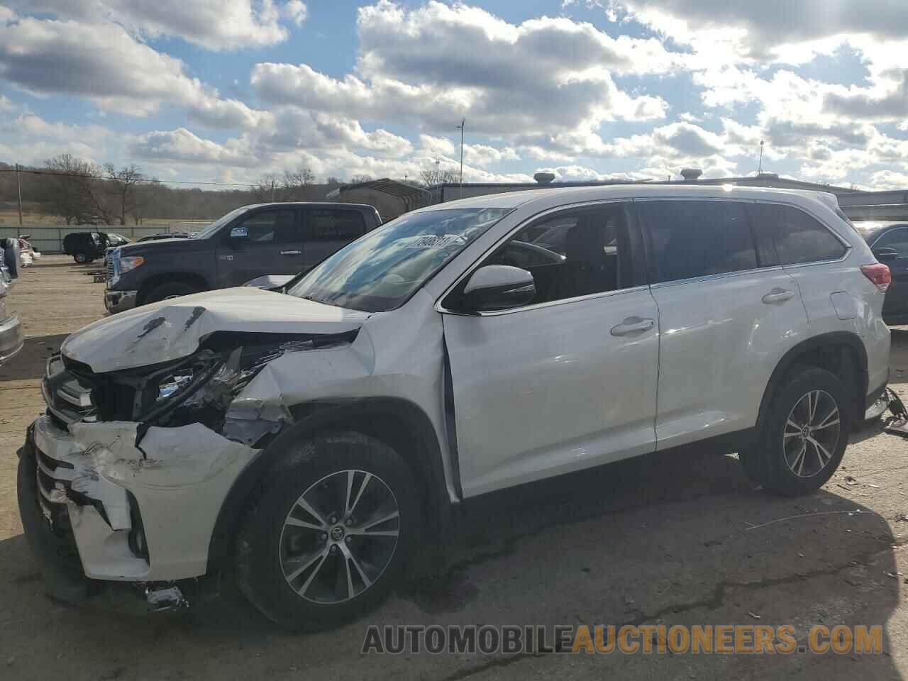 5TDZZRFH3KS300761 TOYOTA HIGHLANDER 2019