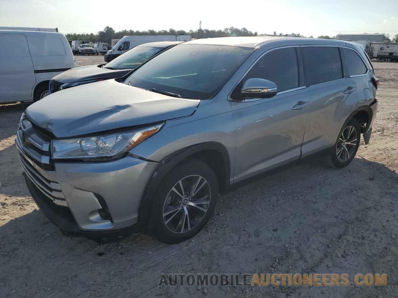 5TDZZRFH3KS305944 TOYOTA HIGHLANDER 2019