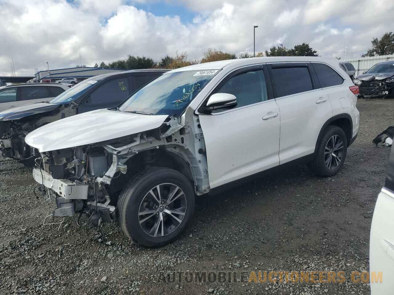 5TDZZRFH3KS356733 TOYOTA HIGHLANDER 2019