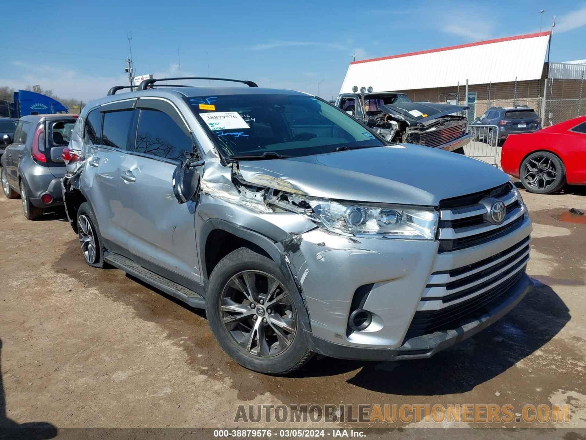 5TDZZRFH3KS363729 TOYOTA HIGHLANDER 2019