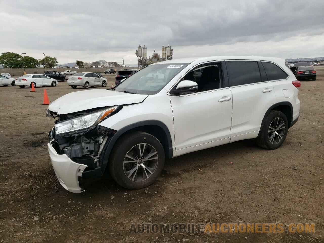 5TDZZRFH4JS248006 TOYOTA HIGHLANDER 2018