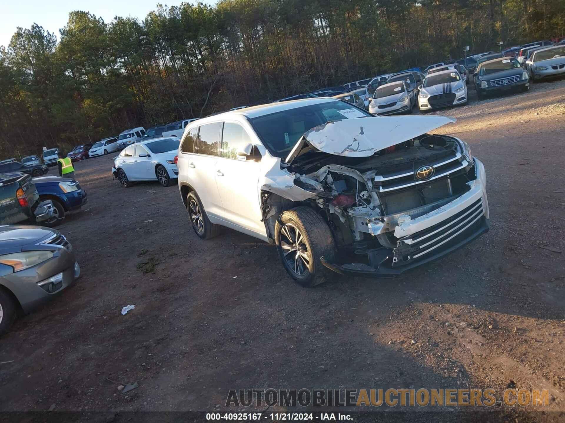 5TDZZRFH4JS254923 TOYOTA HIGHLANDER 2018