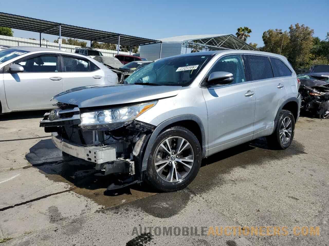 5TDZZRFH4JS255568 TOYOTA HIGHLANDER 2018