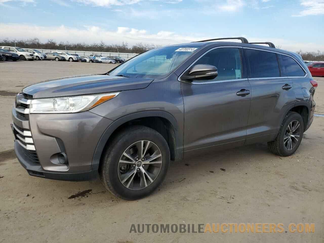 5TDZZRFH4JS263430 TOYOTA HIGHLANDER 2018