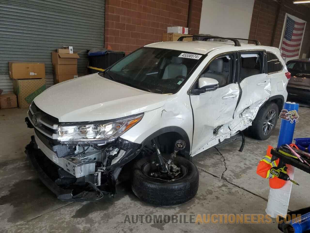 5TDZZRFH4KS363948 TOYOTA HIGHLANDER 2019