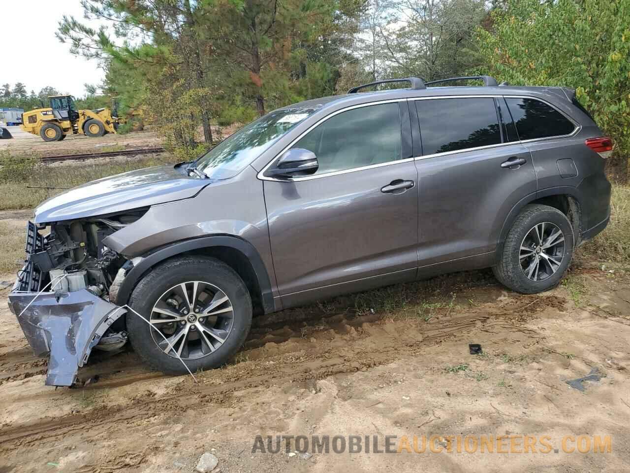 5TDZZRFH5HS232875 TOYOTA HIGHLANDER 2017