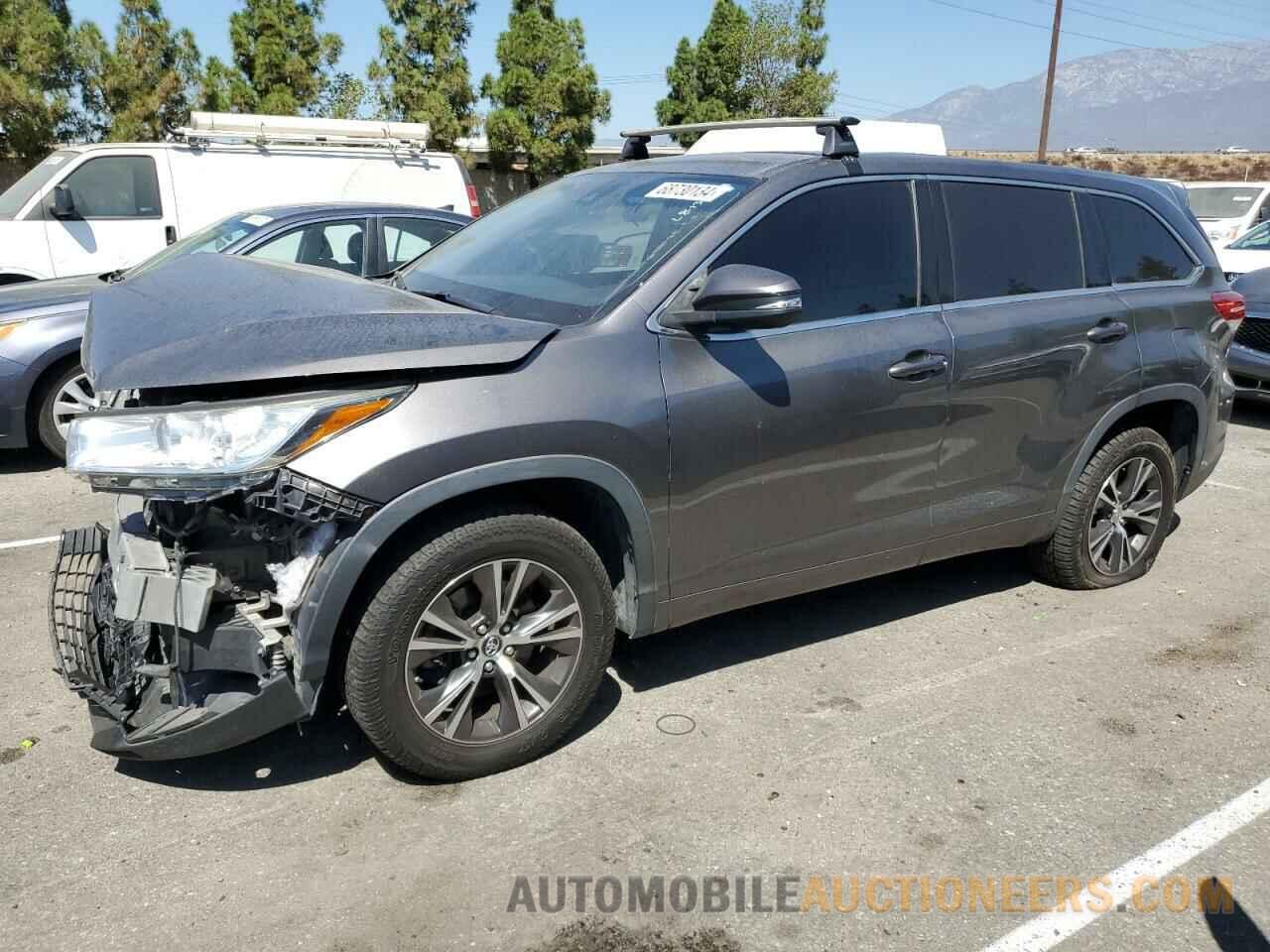 5TDZZRFH6HS189938 TOYOTA HIGHLANDER 2017