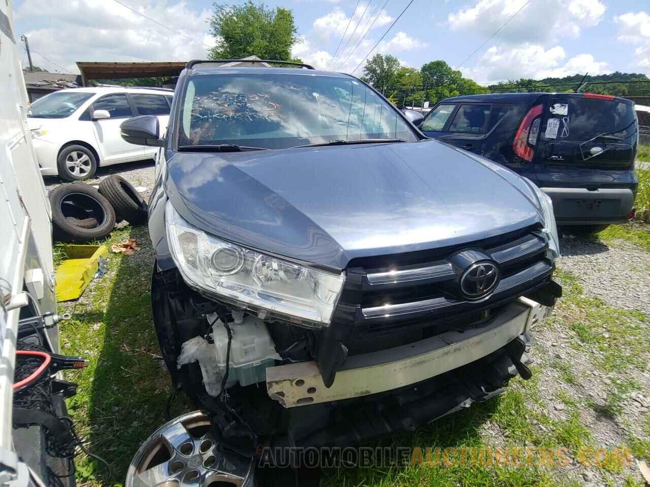 5TDZZRFH6JS250405 TOYOTA HIGHLANDER 2018