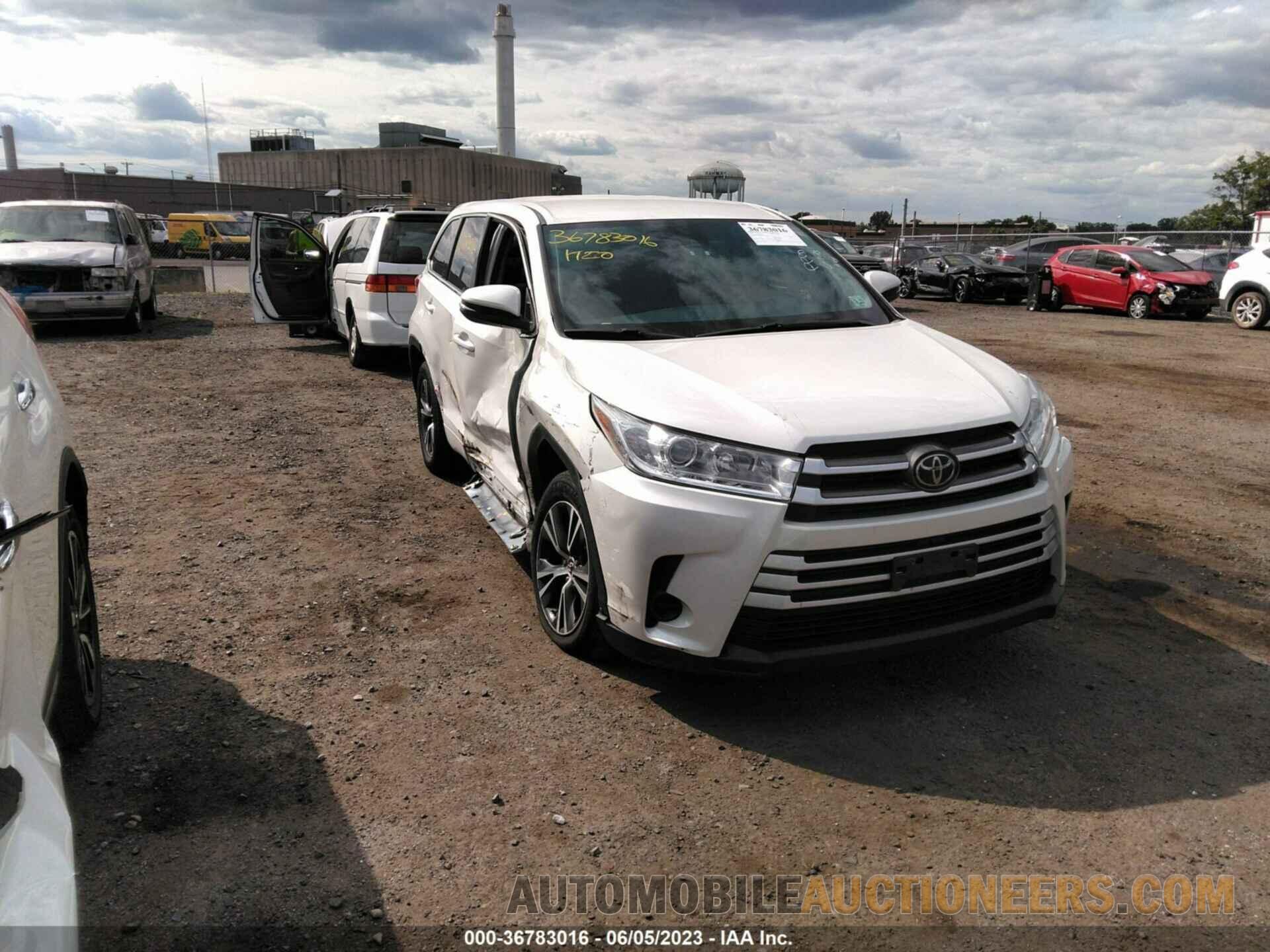 5TDZZRFH6JS275708 TOYOTA HIGHLANDER 2018