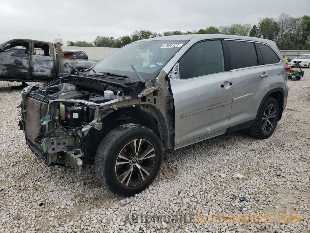 5TDZZRFH6KS360582 TOYOTA HIGHLANDER 2019