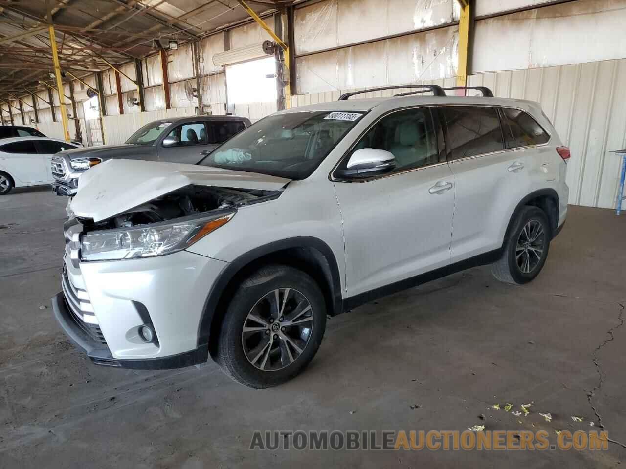 5TDZZRFH6KS364907 TOYOTA HIGHLANDER 2019