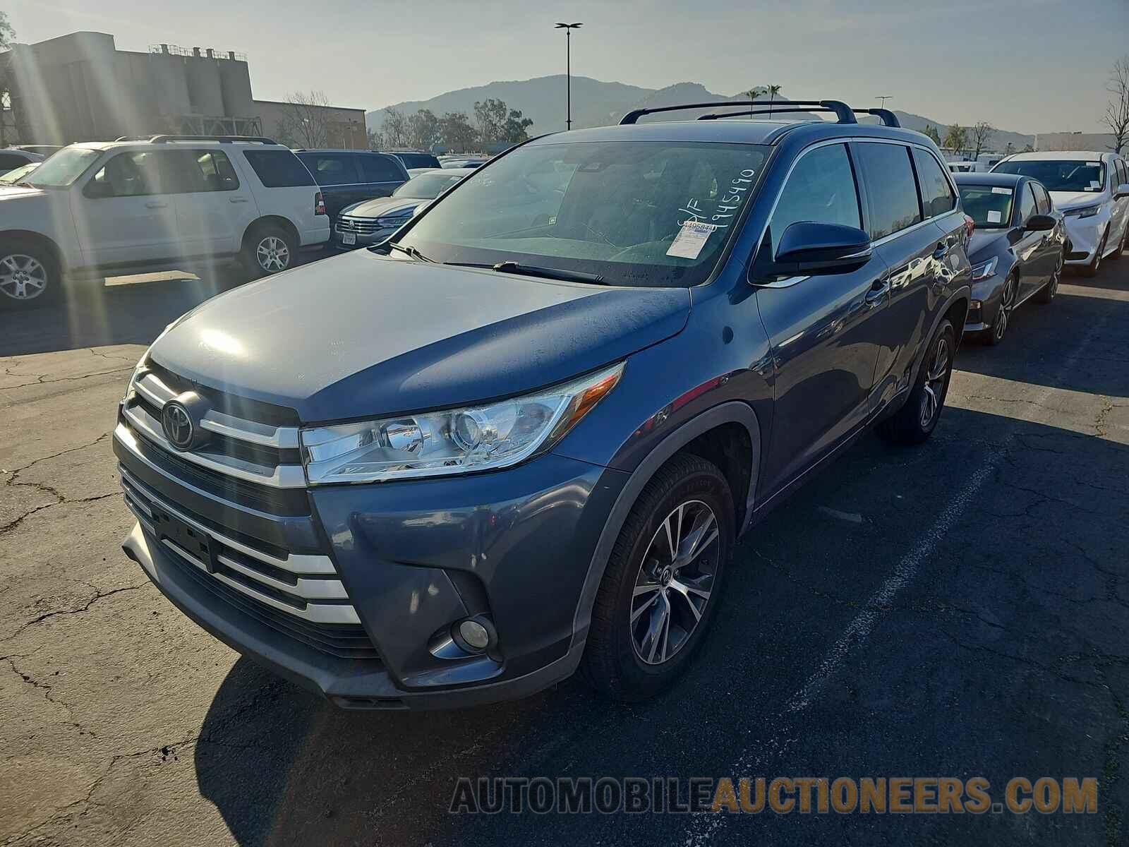 5TDZZRFH7HS201093 Toyota Highlander 2017