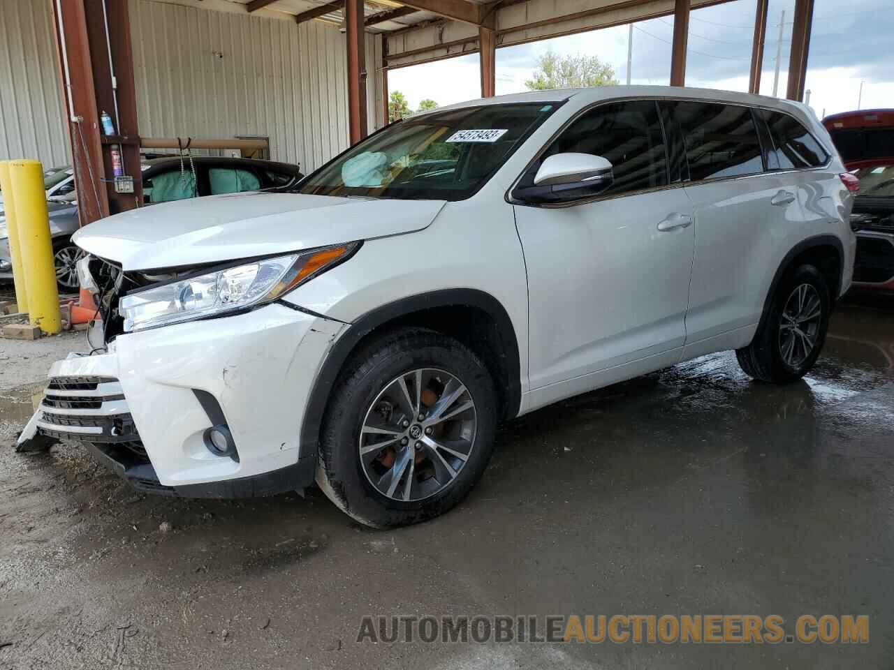 5TDZZRFH7HS202812 TOYOTA HIGHLANDER 2017