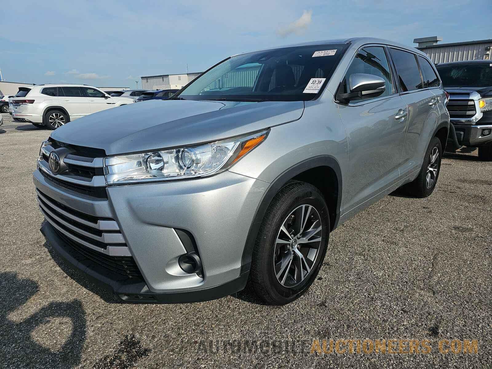 5TDZZRFH7JS246735 Toyota Highlander 2018