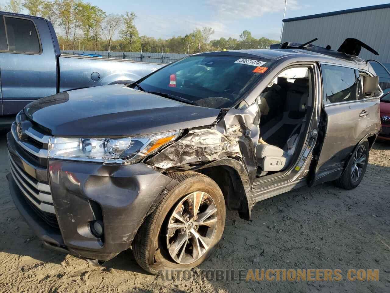 5TDZZRFH7JS258819 TOYOTA HIGHLANDER 2018