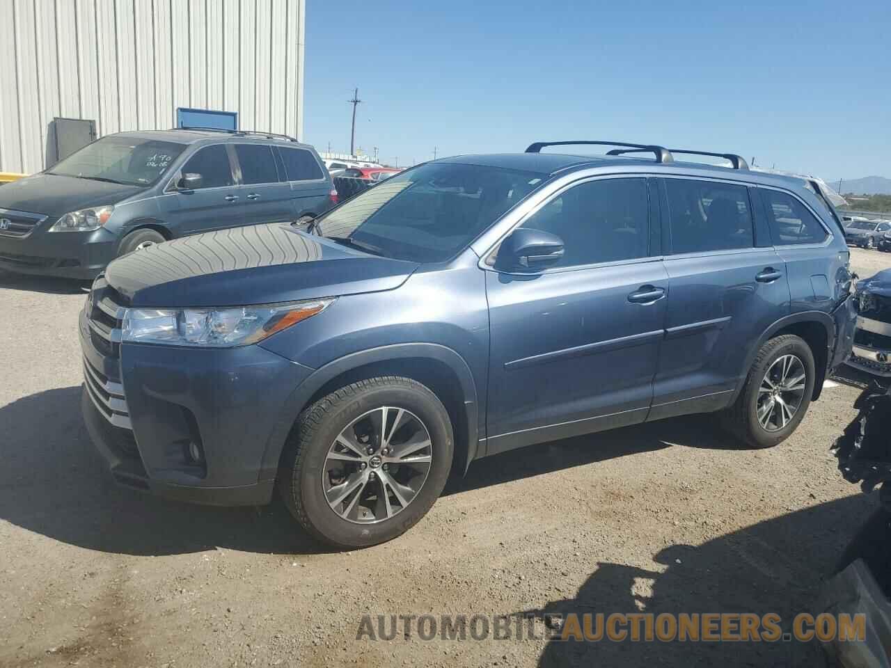 5TDZZRFH8HS219179 TOYOTA HIGHLANDER 2017