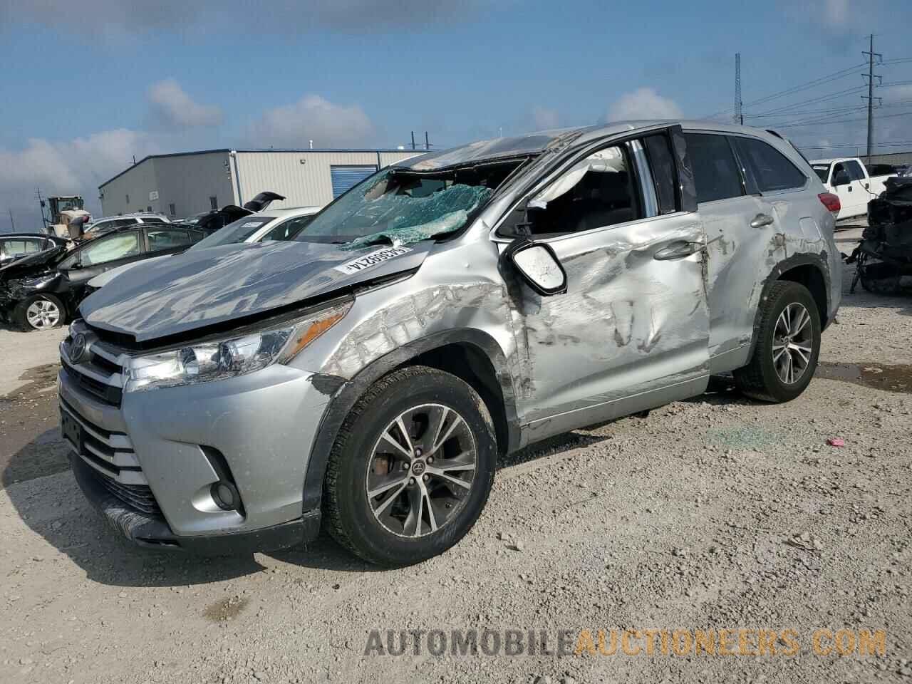 5TDZZRFH8HS220705 TOYOTA HIGHLANDER 2017