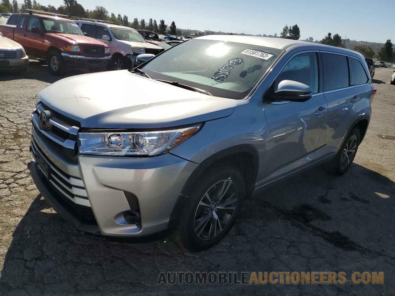 5TDZZRFH8JS265181 TOYOTA HIGHLANDER 2018